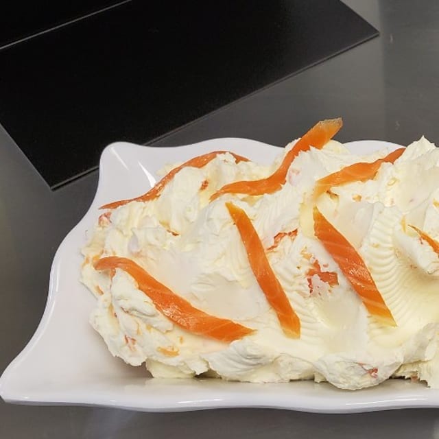 Lox cream cheese 1/4 lb.